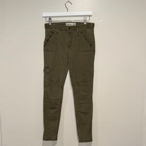 Abercrombie & Fitch Women's Skinny Jeans in Olive